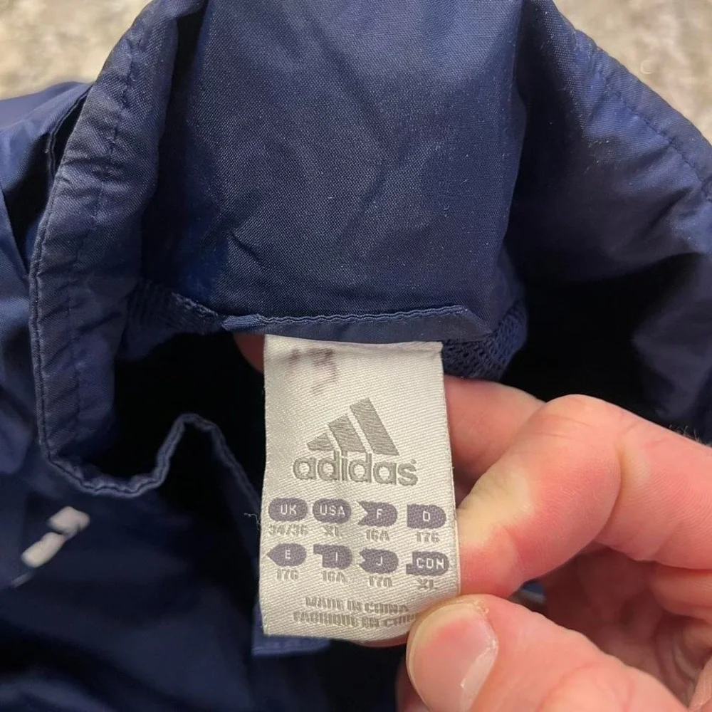 Vintage 2000s adidas windbreaker XL‎